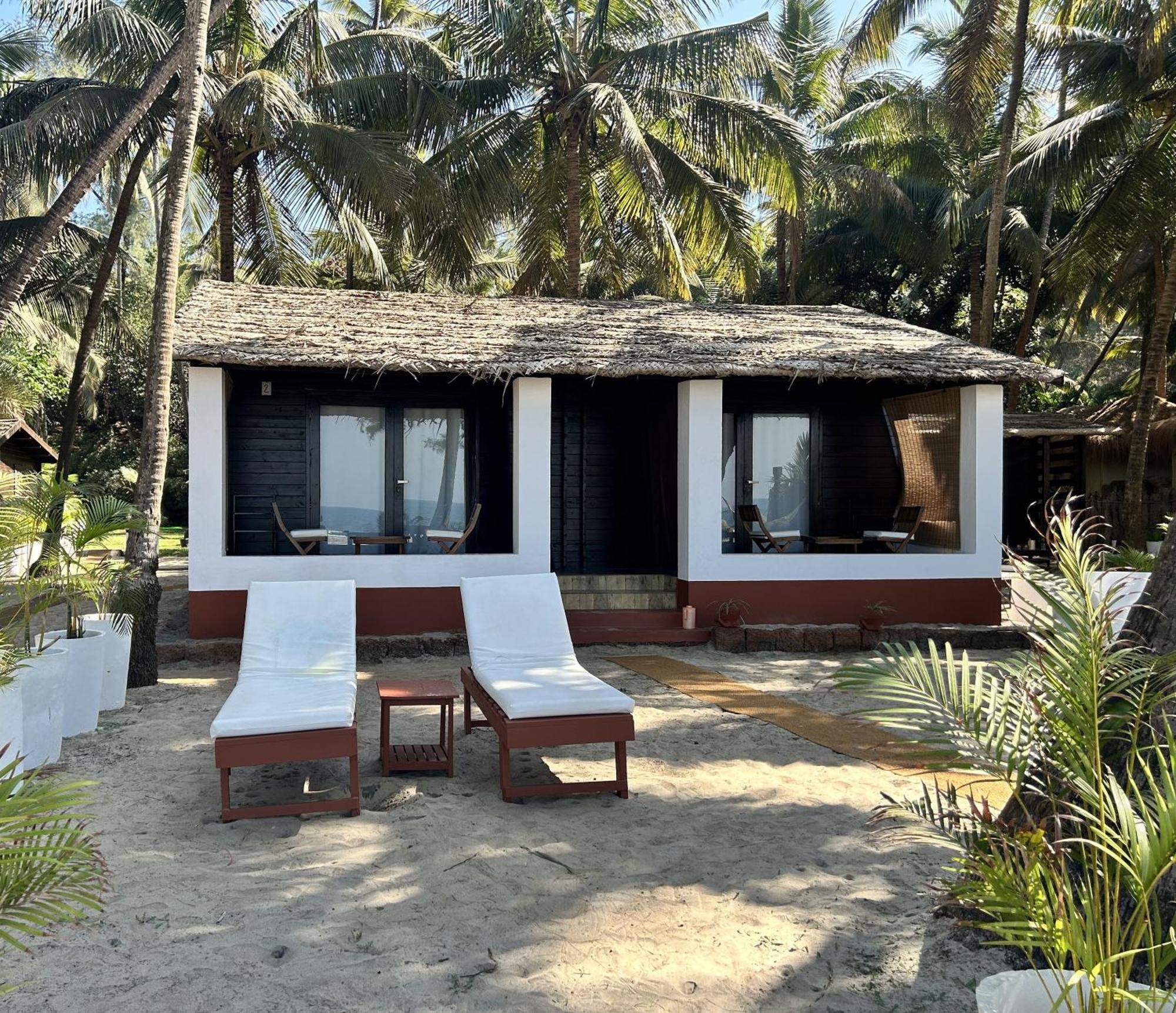 Mamagoa Beach Resort 曼德姆 外观 照片