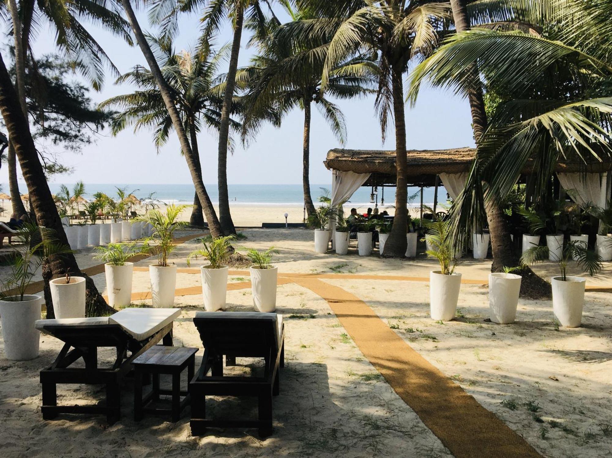 Mamagoa Beach Resort 曼德姆 外观 照片