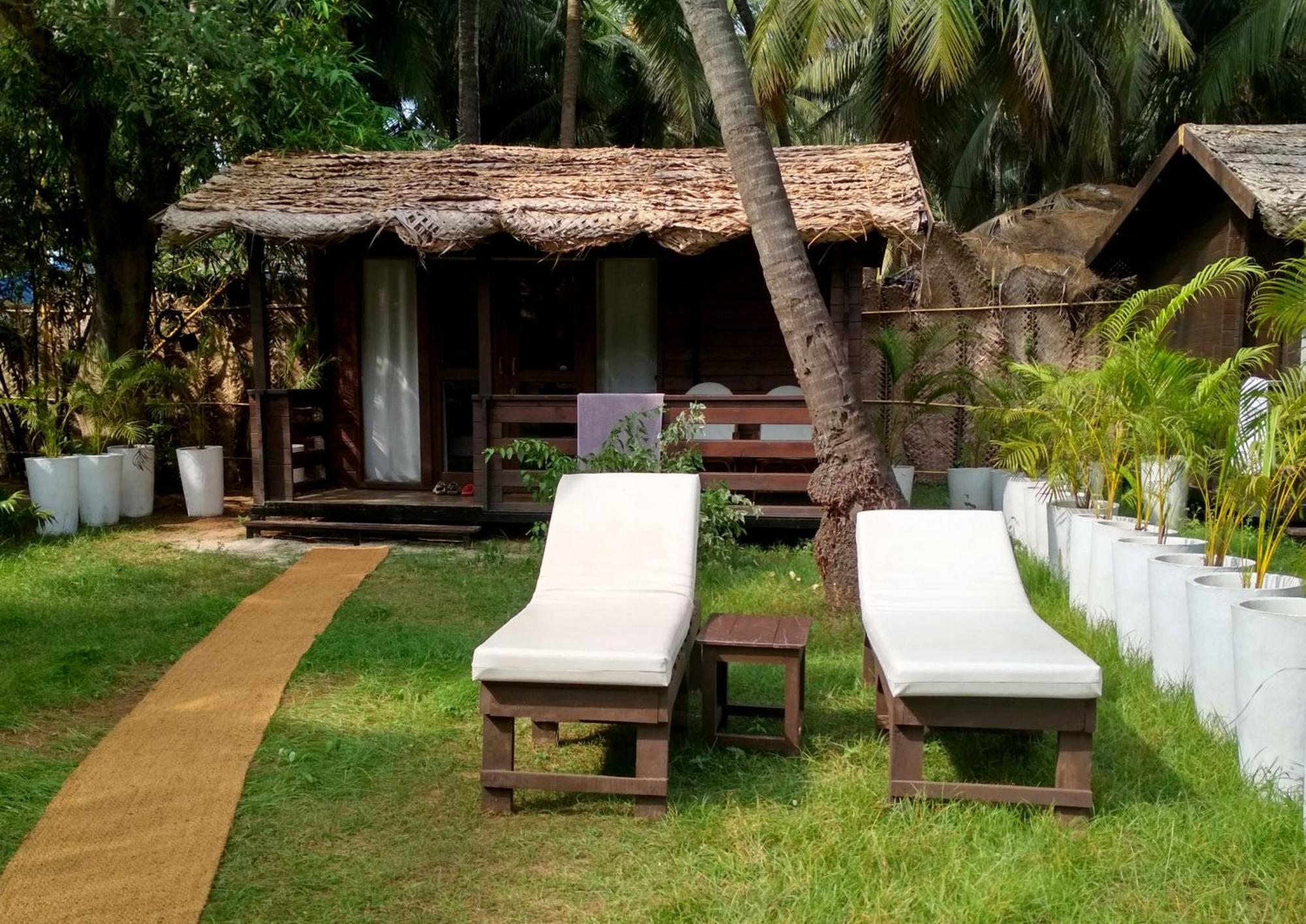 Mamagoa Beach Resort 曼德姆 外观 照片